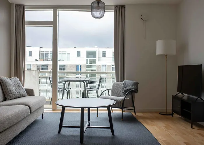 Amazing Two Bedroom Apartment In Urban Area